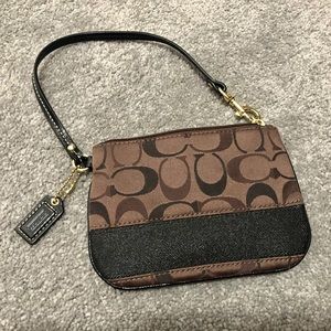 Coach wristlet- BRAND NEW